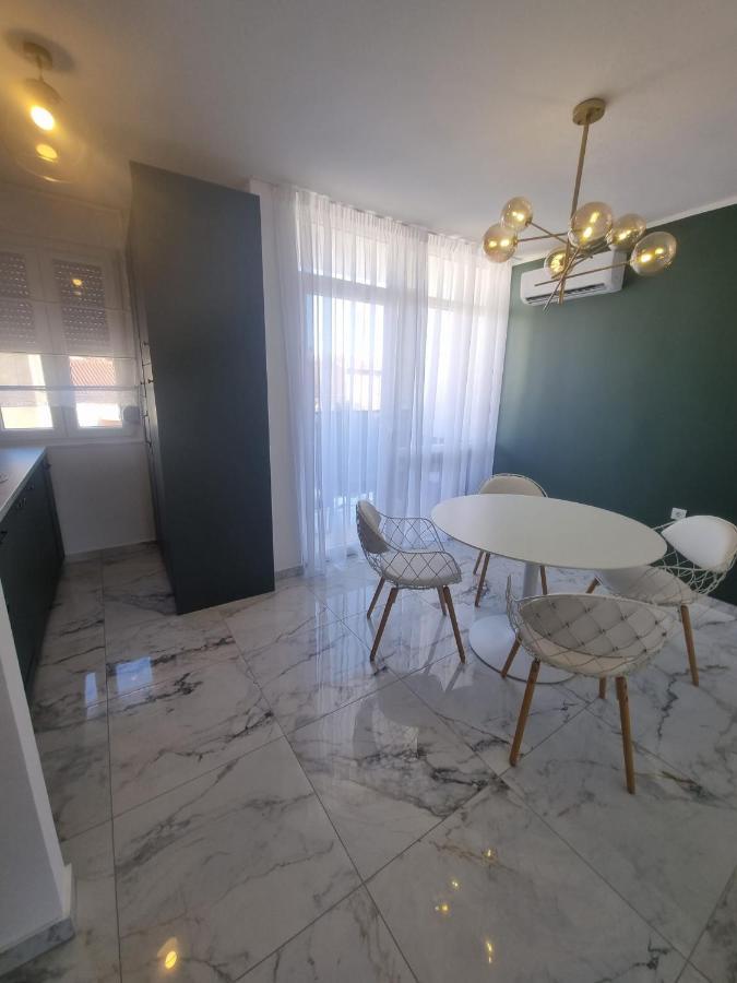 Apartment With View On City Marine Zadar Eksteriør billede